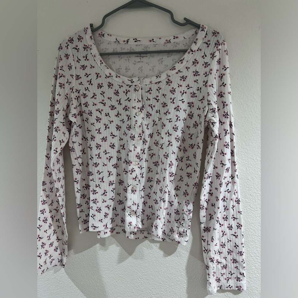 GAP - Floral Long Sleeve Top